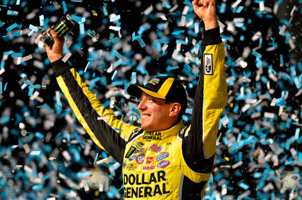 September 13, 2013, Joliet, Illinois USA
Kyle Busch celebrates in Victory Lane
© 2013, Brian Czobat
LAT Photo USA
September 13, 2013, Joliet, Illinois USA
Kyle Busch celebrates in Victory Lane
© 2013, Brian Czobat
LAT Photo USA