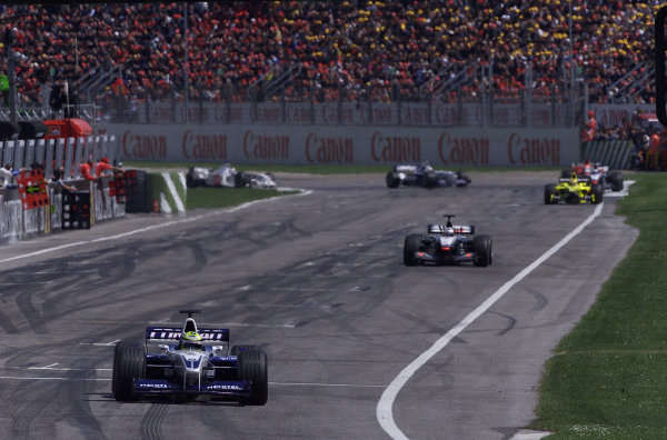 2001 San Marino Grand Prix.
Imola, Italy. 
13-15 April 2001.
Ralf Schumacher (Williams FW23 BMW) leads David Coulthard (McLaren MP4/16 Mercedes) and the chasing group.
World Copyright - LAT Photographic
ref: 8
9 MB Digital