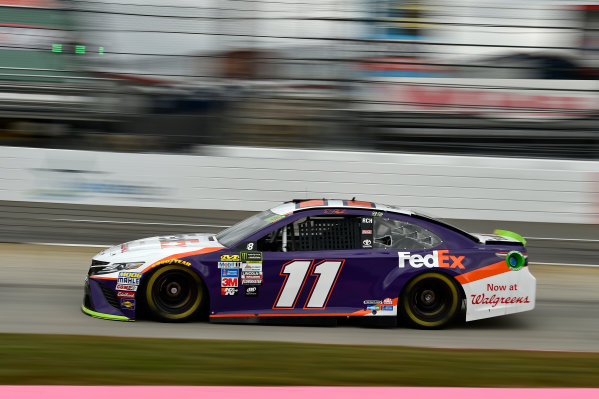 Monster Energy NASCAR Cup Series
First Data 500
Martinsville Speedway, Martinsville VA USA
Saturday 28 October 2017
Denny Hamlin, Joe Gibbs Racing, FedEx Walgreens Toyota Camry
World Copyright: Scott R LePage
LAT Images
ref: Digital Image lepage-171028-mart-3676