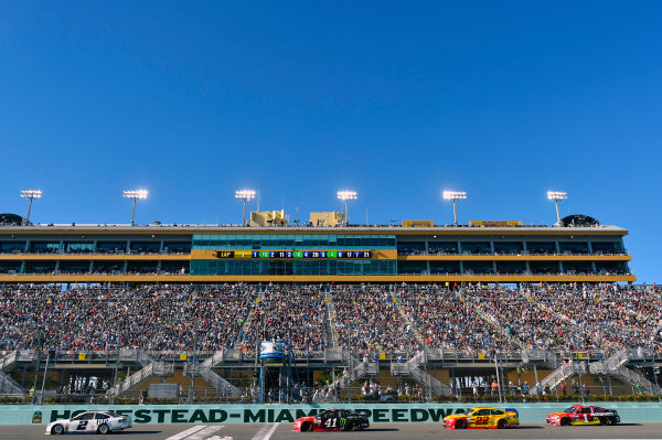 Monster Energy NASCAR Cup Series
Ford EcoBoost 400
Homestead-Miami Speedway, Homestead, FL USA
Sunday 19 November 2017
Brad Keselowski, Team Penske, Miller Lite Ford Fusion and Kurt Busch, Stewart-Haas Racing, Haas Automation/Monster Energy Ford Fusion
World Copyright: Nigel Kinrade
LAT Images