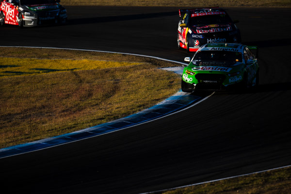 2017 Supercars Championship Round 8.
Ipswich SuperSprint, Queensland Raceway, Queensland, Australia.
Friday 28th July to Sunday 30th July 2017.
Mark Winterbottom, Prodrive Racing Australia Ford.
World Copyright: Daniel Kalisz/ LAT Images
Ref: Digital Image 290717_VASCR8_DKIMG_10118.jpg 2017 Supercars Championship Round 8.
Ipswich SuperSprint, Queensland Raceway, Queensland, Australia.
Friday 28th July to Sunday 30th July 2017.
Mark Winterbottom, Prodrive Racing Australia Ford.
World Copyright: Daniel Kalisz/ LAT Images
Ref: Digital Image 290717_VASCR8_DKIMG_10118.jpg