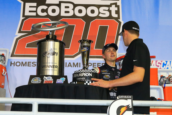 18 November, 2016, Homestead, Florida USA
William Byron wins Ford EcoBoost 200
©2016, Jim Fluharty / LAT Photo USA 18 November, 2016, Homestead, Florida USA
William Byron wins Ford EcoBoost 200
©2016, Jim Fluharty / LAT Photo USA