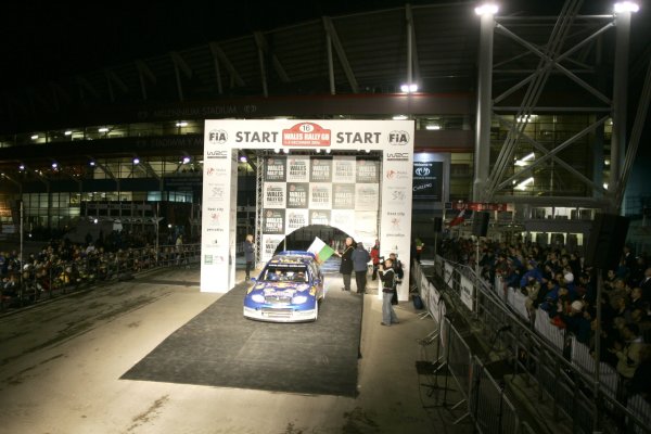 2006 World Rally Championship.
Round 16. Wales Rally GB. 1st - 3rd December 2006.
Harri Rovanpera/Risto Pietilainen, Fabia WRC leave the start ramp watched by the crowd. Action/Atmosphere.
World Copyright: Alastair Staley/LAT Photographic.
ref: Digital Image _F6E7299
2006 World Rally Championship.
Round 16. Wales Rally GB. 1st - 3rd December 2006.
Harri Rovanpera/Risto Pietilainen, Fabia WRC leave the start ramp watched by the crowd. Action/Atmosphere.
World Copyright: Alastair Staley/LAT Photographic.
ref: Digital Image _F6E7299