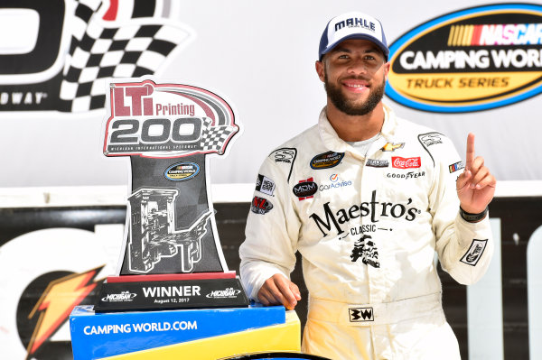 NASCAR Camping World Truck Series
LTI Printing 200
Michigan International Speedway, Brooklyn, MI USA
Saturday 12 August 2017
Darrell Wallace Jr, Maestro's Classic Chevrolet Silverado celebrates in Victory Lane
World Copyright: Nigel Kinrade
LAT Images