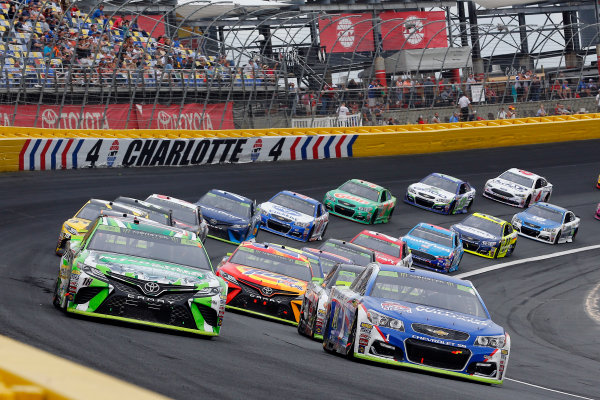 Monster Energy NASCAR Cup Series
Bank of America 500
Charlotte Motor Speedway, Concord, NC
Sunday 8 October 2017
Kyle Busch, Joe Gibbs Racing, Interstate Batteries Toyota Camry and Jamie McMurray, Chip Ganassi Racing, Sherwin-Williams Chevrolet SS
World Copyright: Russell LaBounty
LAT Images