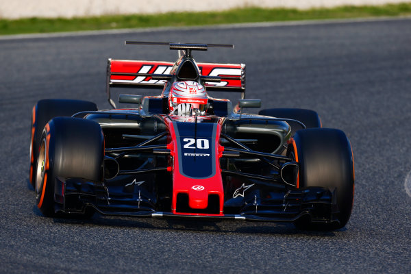 Circuit de Barcelona Catalunya, Barcelona, Spain.
Monday 27 February 2017.
Kevin Magnussen, Haas VF-17 Ferrari. 
World Copyright: Zak Mauger/LAT Images
ref: Digital Image _L0U9733