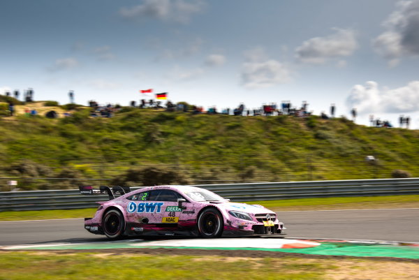 2017 DTM Round 6
Circuit Zandvoort, Zandvoort, Netherlands
Sunday 20 August 2017.
Edoardo Mortara, Mercedes-AMG Team HWA, Mercedes-AMG C63 DTM
World Copyright: Mario Bartkowiak/LAT Images
ref: Digital Image 2017-08-20_DTM_Zandvoort_R2_0426 2017 DTM Round 6
Circuit Zandvoort, Zandvoort, Netherlands
Sunday 20 August 2017.
Edoardo Mortara, Mercedes-AMG Team HWA, Mercedes-AMG C63 DTM
World Copyright: Mario Bartkowiak/LAT Images
ref: Digital Image 2017-08-20_DTM_Zandvoort_R2_0426