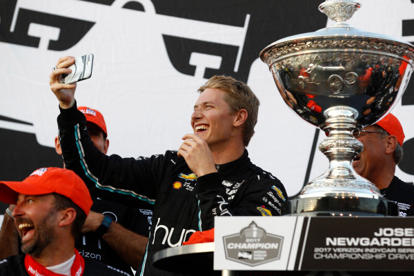 Verizon IndyCar Series
GoPro Grand Prix of Sonoma
Sonoma Raceway, Sonoma, CA USA
Sunday 17 September 2017
Josef Newgarden, Team Penske Chevrolet celebrates winning the championship on the podium
World Copyright: Phillip Abbott
LAT Images
ref: Digital Image abbott_sonoma_0917_12642