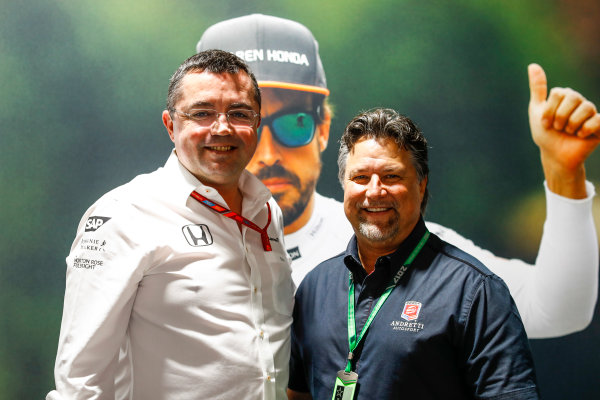 Circuit of the Americas, Austin, Texas, United States of America.
Saturday 21 October 2017.
Eric Boullier, Racing Director, McLaren, and Michael Andretti.
World Copyright: Steven Tee/LAT Images 
ref: Digital Image _R3I0455