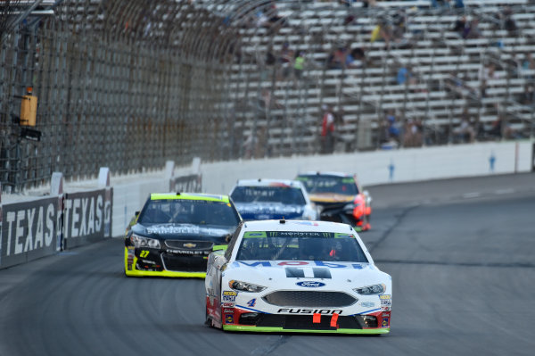 Monster Energy NASCAR Cup Series
AAA Texas 500
Texas Motor Speedway
Fort Worth, TX USA
Sunday 5 November 2017
Kevin Harvick, Stewart-Haas Racing Rodney, Mobil 1 Ford Fusion, Paul Menard, Richard Childress Racing, Atlas/Menards Chevrolet SS
World Copyright: John K Harrelson
LAT Images