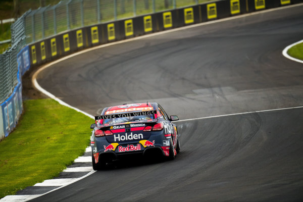 2017 Supercars Championship Round 14. 
Auckland SuperSprint, Pukekohe Park Raceway, New Zealand.
Friday 3rd November to Sunday 5th November 2017.
Jamie Whincup, Triple Eight Race Engineering Holden. 
World Copyright: Daniel Kalisz/LAT Images 
Ref: Digital Image 031117_VASCR13_DKIMG_0120.jpg