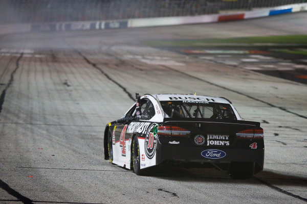 Monster Energy NASCAR Cup Series
Folds of Honor Quik Trip 500
Atlanta Motor Speedway, Hampton, GA USA
Sunday 25 February 2018
Kevin Harvick, Stewart-Haas Racing, Jimmy John's Ford Fusion celebrates
World Copyright: Barry Cantrell
NKP / LAT Images Monster Energy NASCAR Cup Series
Folds of Honor Quik Trip 500
Atlanta Motor Speedway, Hampton, GA USA
Sunday 25 February 2018
Kevin Harvick, Stewart-Haas Racing, Jimmy John's Ford Fusion celebrates
World Copyright: Barry Cantrell
NKP / LAT Images