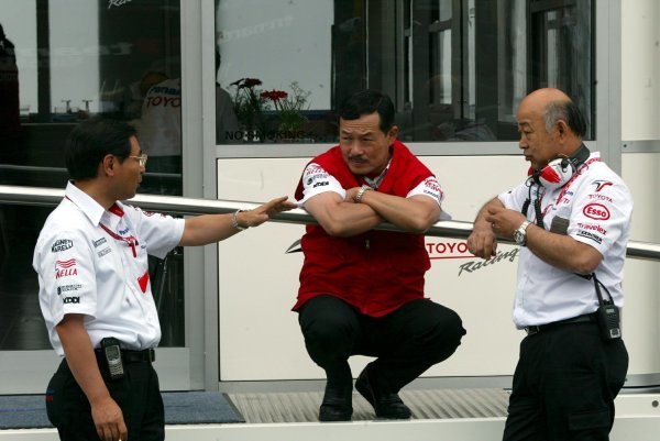 (L to R): Keizo Takahashi (JPN) Toyota General Manager Car Design and Development chats with Eigi Nagano (JPN) Toyota General Manager Motorsport Business Management Dept TMC; Toshiro Kurusu (JPN) Executive Vice-President Toyota Motorsport.
Formula One World Championship, Rd9, European Grand Prix, Nurburgring, Germany, 28 June 2003.
DIGITAL IMAGE (L to R): Keizo Takahashi (JPN) Toyota General Manager Car Design and Development chats with Eigi Nagano (JPN) Toyota General Manager Motorsport Business Management Dept TMC; Toshiro Kurusu (JPN) Executive Vice-President Toyota Motorsport.
Formula One World Championship, Rd9, European Grand Prix, Nurburgring, Germany, 28 June 2003.
DIGITAL IMAGE