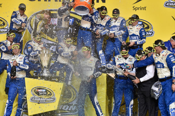 18-20 November, 2016, Homestead, Florida USA
Jimmie Johnson Championship Victory Lane Celebrations
© 2016, Nigel Kinrade
LAT Photo USA 18-20 November, 2016, Homestead, Florida USA
Jimmie Johnson Championship Victory Lane Celebrations
© 2016, Nigel Kinrade
LAT Photo USA