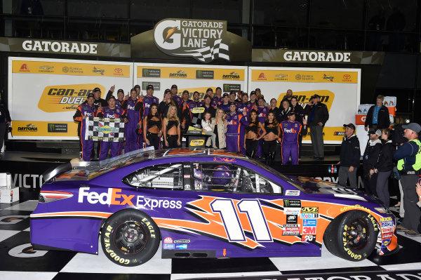 2017 NASCAR Monster Energy Cup - Can-Am Duels
Daytona International Speedway, Daytona Beach, FL USA
Thursday 23 February 2017
Denny Hamlin, FedEx Express Toyota Camry celebrates in Victory Lane
World Copyright: Nigel Kinrade/LAT Images
ref: Digital Image 17DAY2nk06773