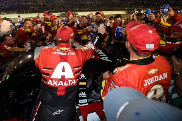 Monster Energy NASCAR Cup Series
Ford EcoBoost 400
Homestead-Miami Speedway, Homestead, FL USA
Sunday 19 November 2017
Dale Earnhardt Jr, Hendrick Motorsports, Axalta Chevrolet SS
World Copyright: John K Harrelson
LAT Images Monster Energy NASCAR Cup Series
Ford EcoBoost 400
Homestead-Miami Speedway, Homestead, FL USA
Sunday 19 November 2017
Dale Earnhardt Jr, Hendrick Motorsports, Axalta Chevrolet SS
World Copyright: John K Harrelson
LAT Images