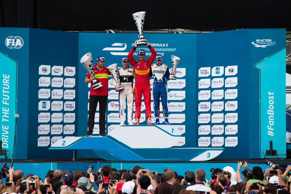 2015/2016 FIA Formula E Championship.
Putrajaya ePrix, Putrajaya, Malaysia.
Saturday 7 November 2015.
Podium
Lucas Di Grassi (BRA), ABT Audi Sport FE01, Sam Bird (GBR), DS Virgin Racing DSV-01 & Robin Frijns (NLD), Andretti - Spark SRT_01E on the podium
Photo: Sam Bloxham/FIA Formula E/LAT
ref: Digital Image _SBL1305