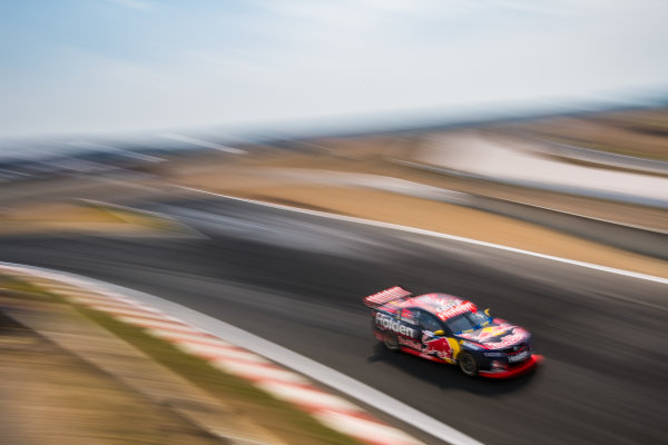 2017 Supercars Championship Round 2.
Tasmania SuperSprint, Simmons Plains Raceway, Tasmania, Australia.
Friday April 7th to Sunday April 9th 2017.
Shane Van Gisbergen drives the #97 Red Bull Holden Racing Team Holden Commodore VF.
World Copyright: Daniel Kalisz/LAT Images
Ref: Digital Image 070417_VASCR2_DKIMG_0427.JPG 2017 Supercars Championship Round 2.
Tasmania SuperSprint, Simmons Plains Raceway, Tasmania, Australia.
Friday April 7th to Sunday April 9th 2017.
Shane Van Gisbergen drives the #97 Red Bull Holden Racing Team Holden Commodore VF.
World Copyright: Daniel Kalisz/LAT Images
Ref: Digital Image 070417_VASCR2_DKIMG_0427.JPG