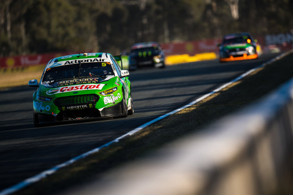 2017 Supercars Championship Round 8. 
Ipswich SuperSprint, Queensland Raceway, Queensland, Australia.
Friday 28th July to Sunday 30th July 2017.
Mark Winterbottom, Prodrive Racing Australia Ford. 
World Copyright: Daniel Kalisz/ LAT Images
Ref: Digital Image 280717_VASCR8_DKIMG_8452.jpg