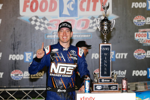 NASCAR XFINITY Series
Food City 300
Bristol Motor Speedway, Bristol, TN USA
Friday 18 August 2017
Kyle Busch, NOS Rowdy Toyota Camry, celebrates in victory lane.
World Copyright: John K Harrelson
LAT Images