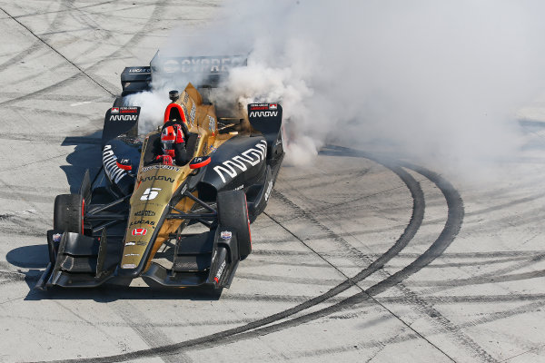 2017 Verizon IndyCar Series
Toyota Grand Prix of Long Beach
Streets of Long Beach, CA USA
Sunday 9 April 2017
James Hinchcliffe
World Copyright: Perry Nelson/LAT Images
ref: Digital Image nelson_lb_0409_3841