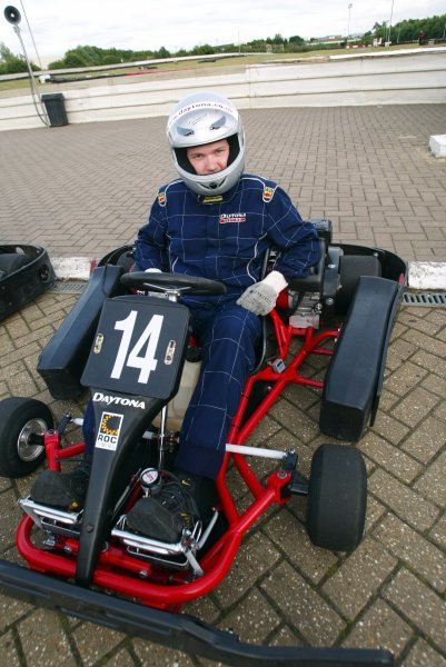 Edd Hartley (GBR) Sutton Motorsport Images battled superbly from a first lap spin, which nearly wiped out the entire midlfied, to climb from twelfth to fifth position by the end of the race.
Sutton Motorsport Images Annual Karting Grand Prix; Daytona International Raceway, Milton Keynes, England, 24 July 2003.
DIGITAL IMAGE Edd Hartley (GBR) Sutton Motorsport Images battled superbly from a first lap spin, which nearly wiped out the entire midlfied, to climb from twelfth to fifth position by the end of the race.
Sutton Motorsport Images Annual Karting Grand Prix; Daytona International Raceway, Milton Keynes, England, 24 July 2003.
DIGITAL IMAGE