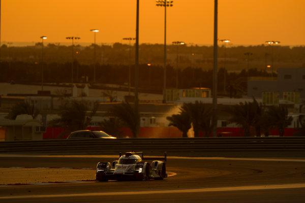 2015 FIA World Endurance Championship
Bahrain 6-Hours
Bahrain International Circuit, Bahrain
Saturday 21 November 2015.
Marcel F?ssler, Andr? Lotterer, Beno?t Tr?luyer (#7 LMP1 Audi Sport Team Joest Audi R18 e-tron quattro).
World Copyright: Sam Bloxham/LAT Photographic
ref: Digital Image _G7C1759 2015 FIA World Endurance Championship
Bahrain 6-Hours
Bahrain International Circuit, Bahrain
Saturday 21 November 2015.
Marcel F?ssler, Andr? Lotterer, Beno?t Tr?luyer (#7 LMP1 Audi Sport Team Joest Audi R18 e-tron quattro).
World Copyright: Sam Bloxham/LAT Photographic
ref: Digital Image _G7C1759
