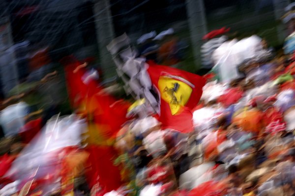 2007 Italian Grand Prix
Autodromo di Monza, Monza, Italy.
7th - 9th September 2007.
Tifosi fans wave Ferrari flags from the crowd. Atmosphere.
World Copyright: Lorenzo Bellanca/LAT Photographic
ref: Digital Image ZD2J8779