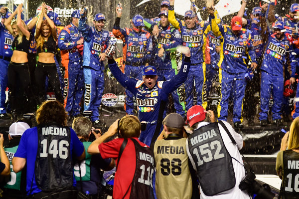 Monster Energy NASCAR Cup Series
Bass Pro Shops NRA Night Race
Bristol Motor Speedway, Bristol, TN USA
Saturday 19 August 2017
Kyle Busch, Joe Gibbs Racing, M&M's Caramel Toyota Camry, Celebrates after winning.
World Copyright: John K Harrelson
LAT Images Monster Energy NASCAR Cup Series
Bass Pro Shops NRA Night Race
Bristol Motor Speedway, Bristol, TN USA
Saturday 19 August 2017
Kyle Busch, Joe Gibbs Racing, M&M's Caramel Toyota Camry, Celebrates after winning.
World Copyright: John K Harrelson
LAT Images
