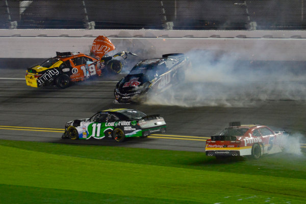 2017 Xfinity - Powershares QQQ 300
Daytona International Speedway, Daytona Beach, FL USA
Saturday 25 February 2017
Matt Tifft, Tunity Toyota Camry, Brandon Hightower, Blake Koch, Michael Annett
World Copyright: John K Harrelson / LAT Images
ref: Digital Image 17DAY2jh_06619