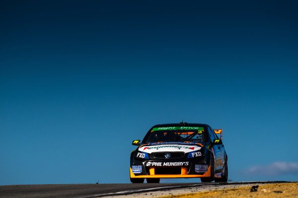 2017 Supercars Championship Round 4. 
Perth SuperSprint, Barbagallo Raceway, Western Australia, Australia.
Friday May 5th to Sunday May 7th 2017.
Matthew Brabham drives the #3 LD Motorsports Holden Commodore VF.
World Copyright: Daniel Kalisz/LAT Images
Ref: Digital Image 050517_VASCR4_DKIMG_1372.JPG