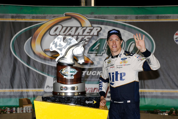 7-9 July, 2016, Sparta, Kentucky USA
Brad Keselowski celebrates in victory lane
©2016, Russell LaBounty
LAT Photo USA 7-9 July, 2016, Sparta, Kentucky USA
Brad Keselowski celebrates in victory lane
©2016, Russell LaBounty
LAT Photo USA