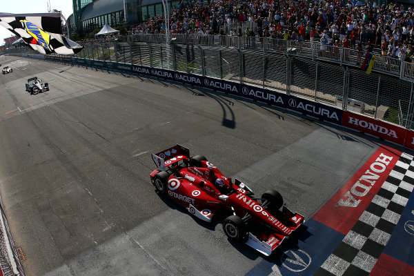 14 July, 2013, Toronto, Ontario, Canada
Scott Dixon takes the checkered flag and second win of the weekend
© 2013, Michael L. Levitt
LAT Photo USA