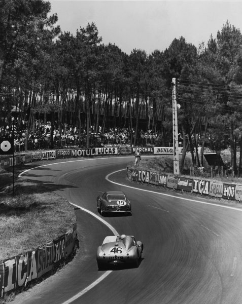 Le Mans, France. 25th - 26th June 1960
Ed Hugus/Augie Pabst (Ferrari 250 GT), 7th position, leads John Dalton/John Colgate (Austin-Healey Sprite), 16th position, action. World Copyright: LAT Photographic
Ref: Autocar Used Pic 22nd June 1962 Pg 1024. Le Mans, France. 25th - 26th June 1960
Ed Hugus/Augie Pabst (Ferrari 250 GT), 7th position, leads John Dalton/John Colgate (Austin-Healey Sprite), 16th position, action. World Copyright: LAT Photographic
Ref: Autocar Used Pic 22nd June 1962 Pg 1024.