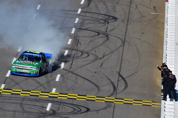 28-29 October, 2016, Martinsville, Virginia USA
Johnny Sauter does a burnout after winning.
©2016, John Harrelson / LAT Photo USA 28-29 October, 2016, Martinsville, Virginia USA
Johnny Sauter does a burnout after winning.
©2016, John Harrelson / LAT Photo USA
