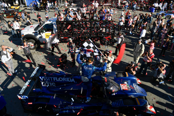 IMSA WeatherTech SportsCar Championship
AMERICA'S TIRE 250
Mazda Raceway Laguna Seca
Monterey, CA USA
Sunday 24 September 2017
90, Multimatic Riley, P, Marc Goossens, Renger Van Der Zande
World Copyright: Richard Dole
LAT Images
ref: Digital Image RD_LS_17_290 IMSA WeatherTech SportsCar Championship
AMERICA'S TIRE 250
Mazda Raceway Laguna Seca
Monterey, CA USA
Sunday 24 September 2017
90, Multimatic Riley, P, Marc Goossens, Renger Van Der Zande
World Copyright: Richard Dole
LAT Images
ref: Digital Image RD_LS_17_290