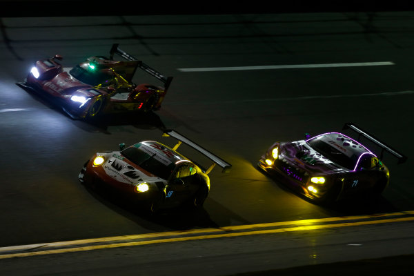 IMSA WeatherTech SportsCar Championship
Rolex 24 Hours
Daytona Beach, Florida, USA
Sunday 28 January 2018
#58 Wright Motorsports Porsche 911 GT3 R, GTD: Patrick Long, Christina Nielsen, Robert Renauer, Mathieu Jaminet
World Copyright: Jake Galstad
LAT Images

ref: Digital Image galstad-DIS-ROLEX-0118-306421