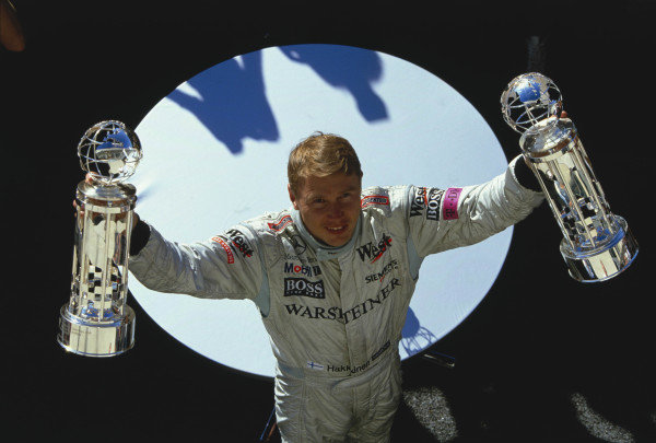 2001 United States Grand Prix.
Indianapolis, Indiana, USA.
28-30 September 2001.
Mika Hakkinen (McLaren Mercedes) celebrates his 1st position on the podium.
Ref-01 USA 23.
A Race Through Time exhibition number 25.
World Copyright - Clive Rose/LAT Photographic
2001 United States Grand Prix.
Indianapolis, Indiana, USA.
28-30 September 2001.
Mika Hakkinen (McLaren Mercedes) celebrates his 1st position on the podium.
Ref-01 USA 23.
A Race Through Time exhibition number 25.
World Copyright - Clive Rose/LAT Photographic