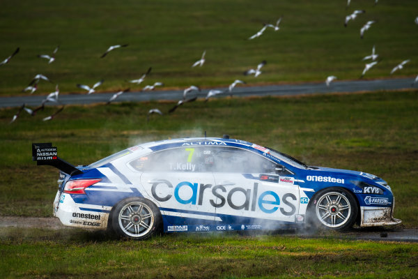 2017 Supercars Championship Round 5.
Winton SuperSprint, Winton Raceway, Victoria, Australia.
Friday May 19th to Sunday May 21st 2017.
Todd Kelly drives the #7 Carsales Racing Nissan Altima.
World Copyright: Daniel Kalisz/LAT Images
Ref: Digital Image 190517_VASCR5_DKIMG_3701.JPG 2017 Supercars Championship Round 5.
Winton SuperSprint, Winton Raceway, Victoria, Australia.
Friday May 19th to Sunday May 21st 2017.
Todd Kelly drives the #7 Carsales Racing Nissan Altima.
World Copyright: Daniel Kalisz/LAT Images
Ref: Digital Image 190517_VASCR5_DKIMG_3701.JPG