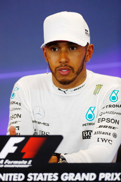 Circuit of the Americas, Austin, Texas, United States of America.
Saturday 21 October 2017.
Lewis Hamilton, Mercedes AMG, in the press conference.
World Copyright: Sam Bloxham/LAT Images
ref: Digital Image _J6I7559 Circuit of the Americas, Austin, Texas, United States of America.
Saturday 21 October 2017.
Lewis Hamilton, Mercedes AMG, in the press conference.
World Copyright: Sam Bloxham/LAT Images
ref: Digital Image _J6I7559