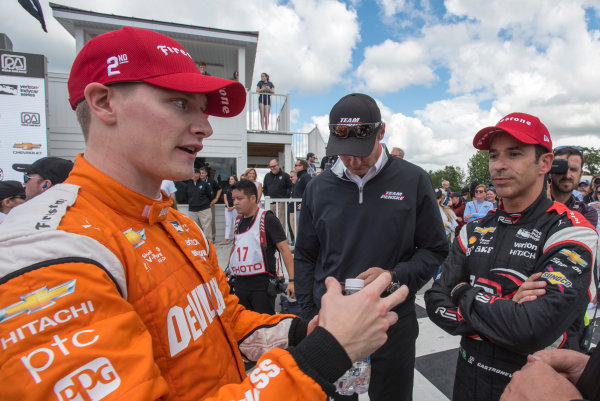 Verizon IndyCar Series
Kohler Grand Prix
Road America, Elkhart Lake, WI USA
Sunday 25 June 2017
Josef Newgarden, Team Penske Chevrolet talks to Helio Castroneves, Team Penske Chevrolet after the race
World Copyright: Geoffrey M. Miller
LAT Images Verizon IndyCar Series
Kohler Grand Prix
Road America, Elkhart Lake, WI USA
Sunday 25 June 2017
Josef Newgarden, Team Penske Chevrolet talks to Helio Castroneves, Team Penske Chevrolet after the race
World Copyright: Geoffrey M. Miller
LAT Images