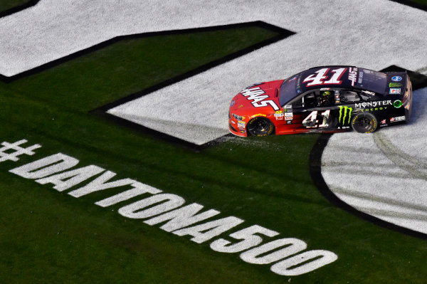 2017 Monster Energy NASCAR Cup Series - Daytona 500
Daytona International Speedway, Daytona Beach, FL USA
Sunday 26 February 2017
Kurt Busch celebrates his win
World Copyright: Nigel Kinrade/LAT Images

ref: Digital Image _DSC7908