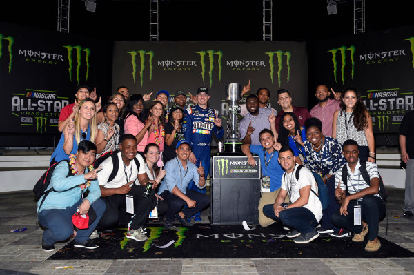 Monster Energy NASCAR Cup Series
Monster Energy NASCAR All-Star Race
Charlotte Motor Speedway, Concord, NC USA
Saturday 20 May 2017
Kyle Busch, Joe Gibbs Racing, M&M's Caramel Toyota Camry celebrates his win in Victory Lane
World Copyright: Nigel Kinrade
LAT Images
ref: Digital Image 17CLT1nk07372 Monster Energy NASCAR Cup Series
Monster Energy NASCAR All-Star Race
Charlotte Motor Speedway, Concord, NC USA
Saturday 20 May 2017
Kyle Busch, Joe Gibbs Racing, M&M's Caramel Toyota Camry celebrates his win in Victory Lane
World Copyright: Nigel Kinrade
LAT Images
ref: Digital Image 17CLT1nk07372