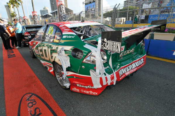 Gold Coast 600, Surfers Paradise, Queensland, Australia. 22nd - 24th October 2010.
Car 51,Castrol Racing,Commodore VE,Greg Murphy,Holden,PMM,Paul Morris Motorsport,Supercars,V8 Supercar,Yvann Muller,endurance,enduro.
World Copyright: Mark Horsburgh/LAT Photographic.
Ref: 51-PMM-EV11-10-30182.