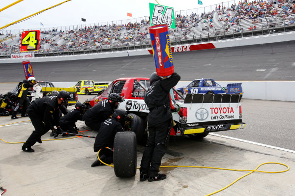 13-14 April, 2013, Rockingham, North Carolina USA
Darrell Wallace Jr.
©2013, David Griffin
LAT Photo USA 13-14 April, 2013, Rockingham, North Carolina USA
Darrell Wallace Jr.
©2013, David Griffin
LAT Photo USA