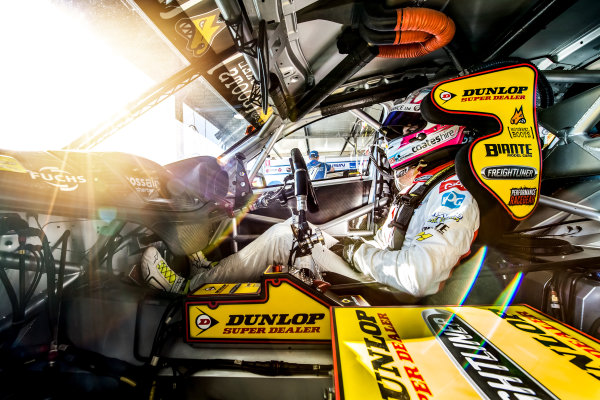 2017 Supercars Championship Round 8. 
Ipswich SuperSprint, Queensland Raceway, Queensland, Australia.
Friday 28th July to Sunday 30th July 2017.
Nick Percat, Brad Jones Racing Holden. 
World Copyright: Daniel Kalisz/ LAT Images
Ref: Digital Image 280717_VASCR8_DKIMG_7643.jpg