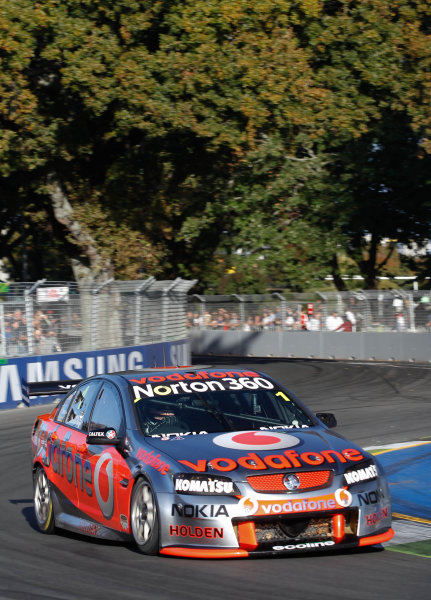 Round 4 - Hamilton 400.
Hamilton City Street Circuit, Hamilton, New Zealand.
17th - 18th April 2010.
Car 1, Jamie Whincup, Commodore VE, Holden, T8, TeamVodafone, Triple Eight Race Engineering, Triple Eight Racing.
World Copyright: Mark Horsburgh / LAT Photographic
ref: 1-Whincup-EV04-10-5651