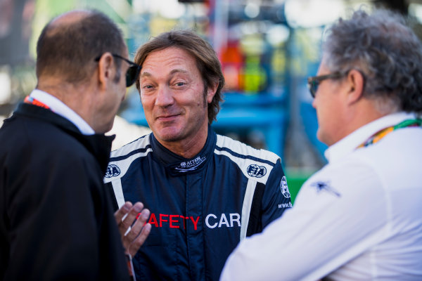 2017 FIA Formula 2 Round 9.
Autodromo Nazionale di Monza, Monza, Italy.
Sunday 3 September 2017.
Marco Codello with Bruno Michel and Didier Perrin on the grid.
Photo: Zak Mauger/FIA Formula 2.
ref: Digital Image _56I9001 2017 FIA Formula 2 Round 9.
Autodromo Nazionale di Monza, Monza, Italy.
Sunday 3 September 2017.
Marco Codello with Bruno Michel and Didier Perrin on the grid.
Photo: Zak Mauger/FIA Formula 2.
ref: Digital Image _56I9001