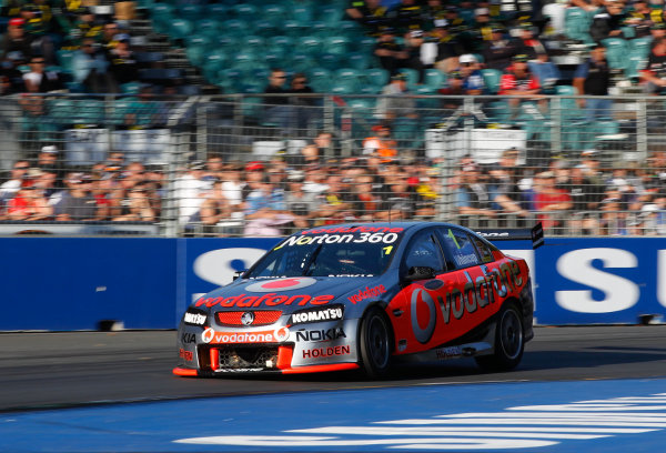 Round 4 - Hamilton 400.
Hamilton City Street Circuit, Hamilton, New Zealand.
17th - 18th April 2010.
Car 1, Jamie Whincup, Commodore VE, Holden, T8, TeamVodafone, Triple Eight Race Engineering, Triple Eight Racing.
World Copyright: Mark Horsburgh / LAT Photographic
ref: 1-Whincup-EV04-10-5701