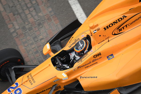 Verizon IndyCar Series
Fernando Alonso Test for Indianapolis 500
Indianapolis Motor Speedway, Indianapolis, IN USA
Wednesday 3 May 2017
Fernando Alonso turns his first career laps on an oval in preparation for his Indianapolis 500 debut.
World Copyright: Walt Kuhn
LAT Images Verizon IndyCar Series
Fernando Alonso Test for Indianapolis 500
Indianapolis Motor Speedway, Indianapolis, IN USA
Wednesday 3 May 2017
Fernando Alonso turns his first career laps on an oval in preparation for his Indianapolis 500 debut.
World Copyright: Walt Kuhn
LAT Images